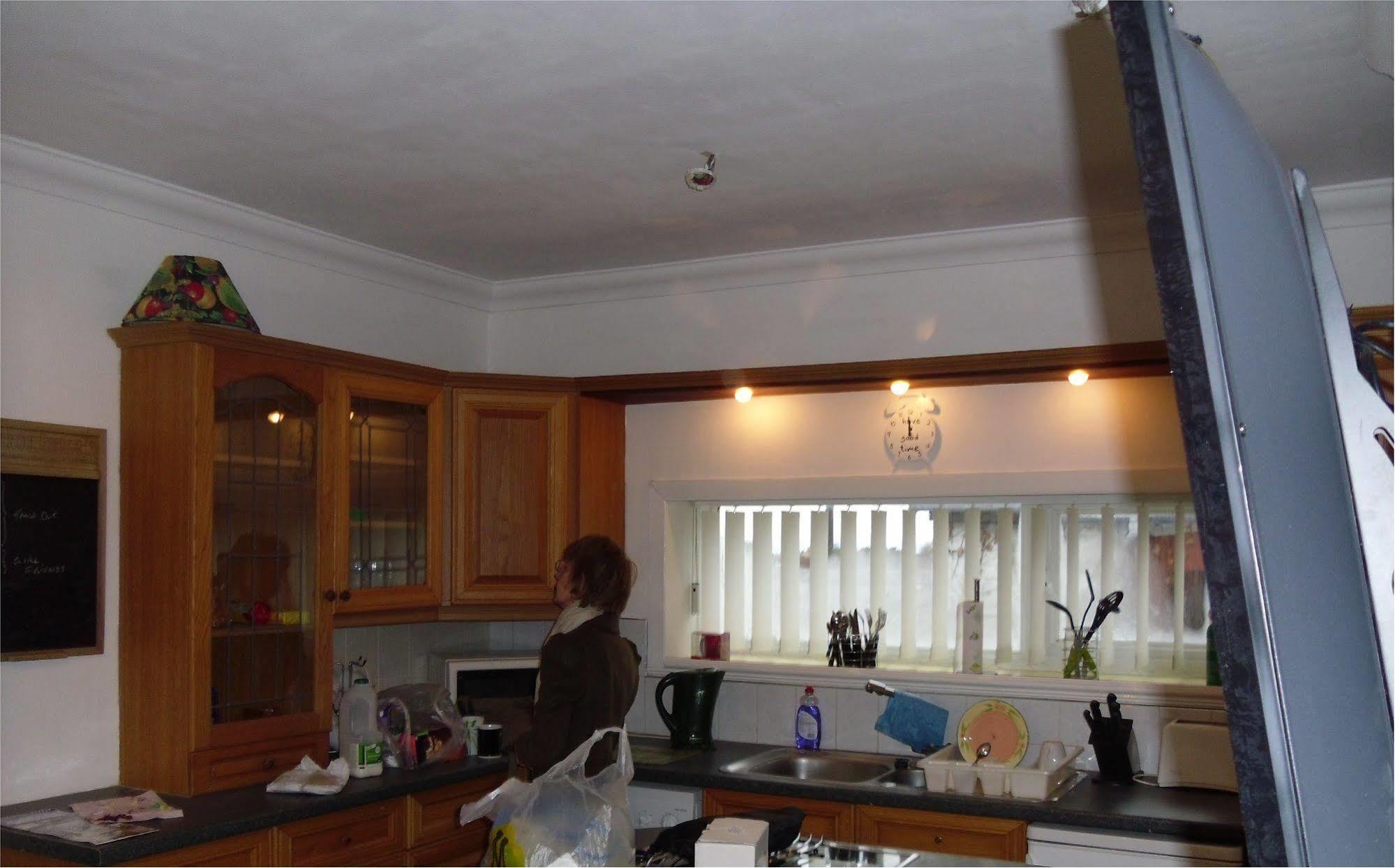 F3 2 Bedroomed Town House - Free Parking - Super 150 Mbps Wifi Near Gavin N Stacey Film House - 1 Free Dog Allowed Barry Eksteriør billede
